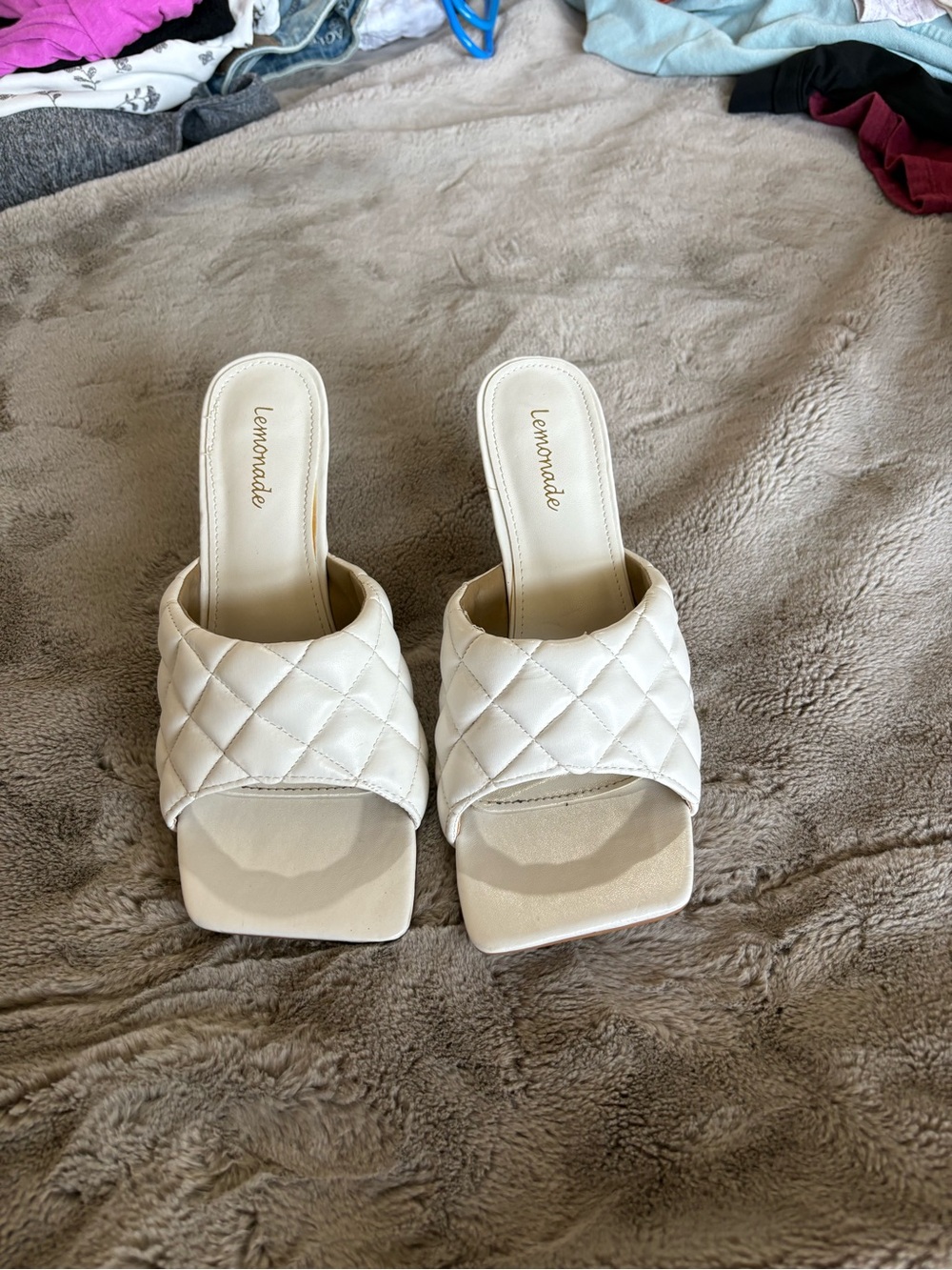 Lemon Quilted White Slide Mules - Picture 3 of 3